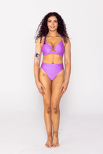 Load image into Gallery viewer, AMBR Hook Crop