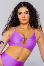 Load image into Gallery viewer, AMBR Hook Crop