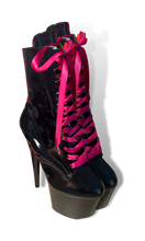 Load image into Gallery viewer, Ribbon Boot Laces