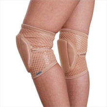 Load image into Gallery viewer, Queen Wear "Nude Latte" Grippy Knee Pads