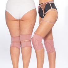 Load image into Gallery viewer, Queen Polewear Garter Belt