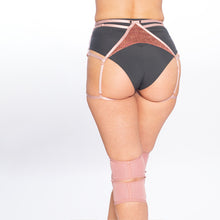 Load image into Gallery viewer, Queen Polewear Garter Belt