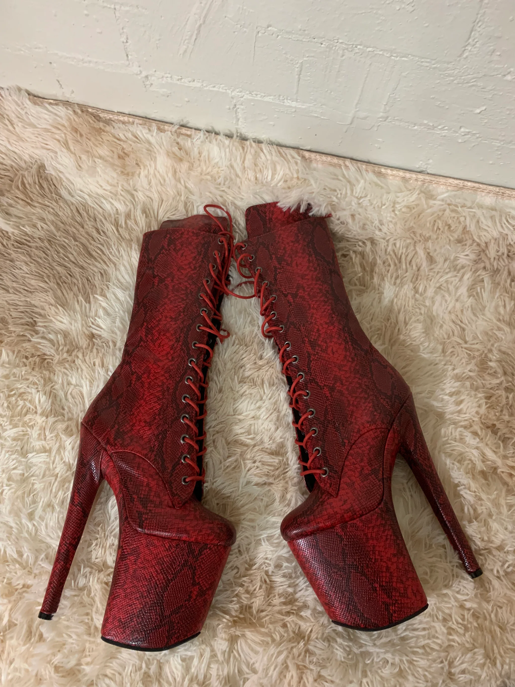 Lily Frog Heels: Medusa Red - 8 inch heels - mid calf