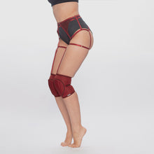 Load image into Gallery viewer, Queen Polewear Garter Belt
